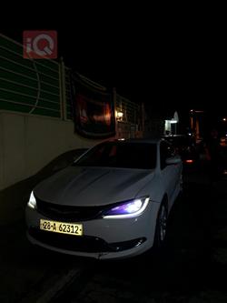 كرايسلر 200